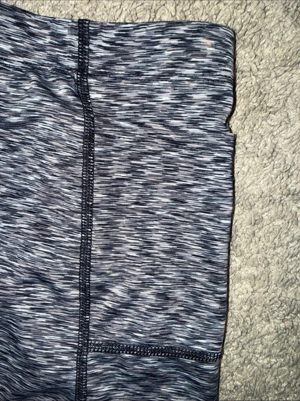 GIRLS GRAY GYMNASTICS/ACTIVE WEAR ATHLETIC SHORTS.